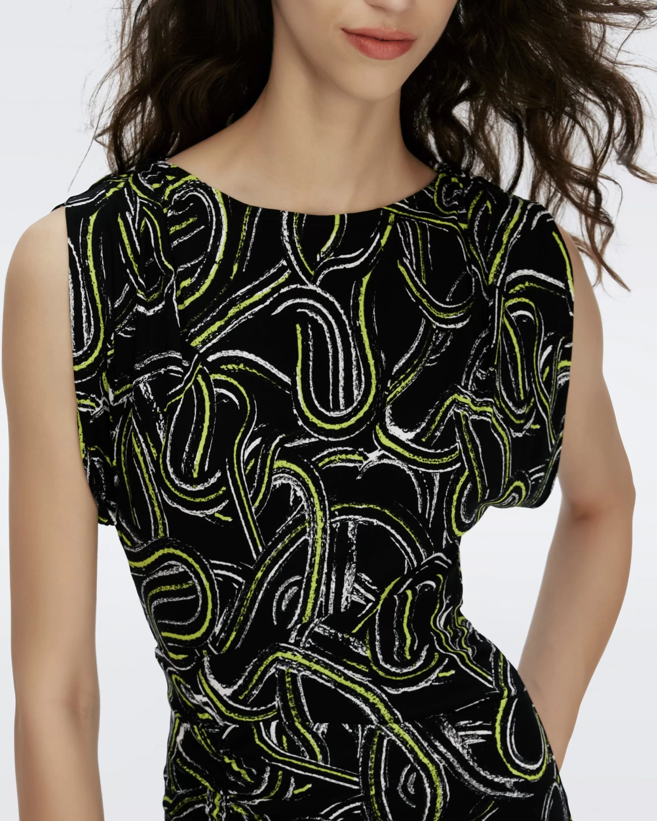 dvf Gertrude Dress in Huge Ribbon Snake Hot