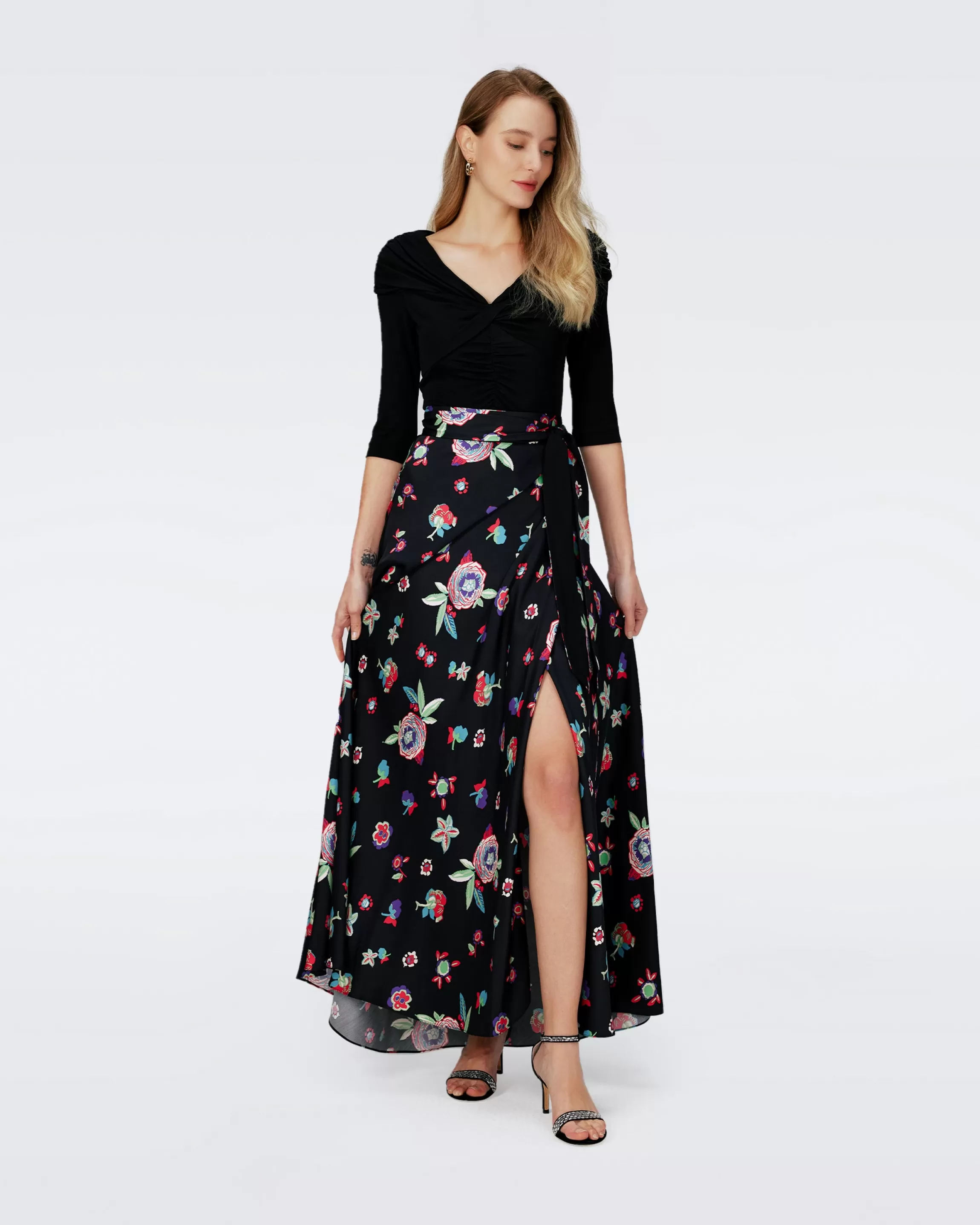 dvf Krisa Skirt in Mystic Flower Dots Fashion